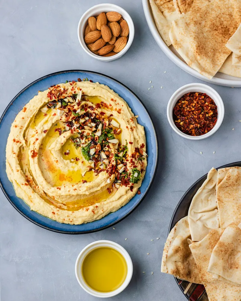 Hummus & Khubz